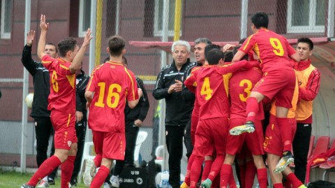 北马其顿vs斯洛文尼亚比分预测 黑马冲击欧国联首胜，“白鹰”能否阻挡？