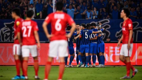 2026年回顾：恒大VS苏宁球员评分榜单揭秘，谁才是决赛真正的王者？