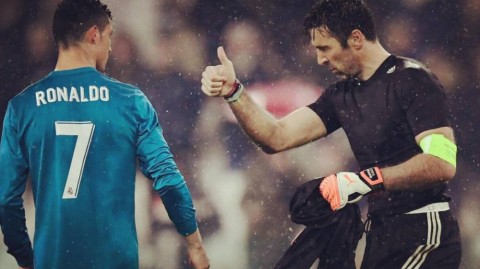 C罗里程碑破门后微笑示意：这不是告别，是争冠宣言——利雅得胜利亚冠狂胜创18连胜神迹